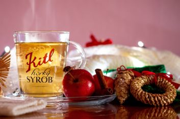 Grog mit Zimt und Apfelaroma