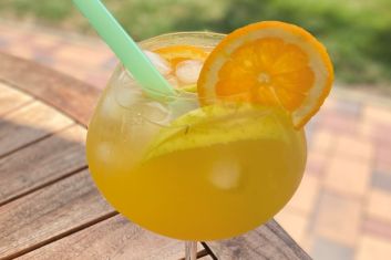 Weißer Sangria