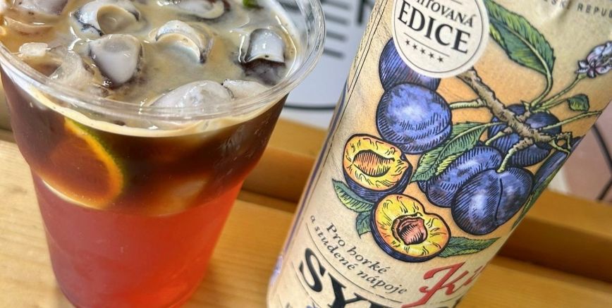 Pflaumen-Espresso-Tonic
